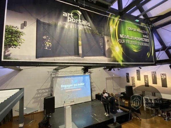 Salle de réunion 1 du lieu Cour de Honau à La en Grand Est