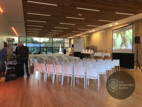 Salle de réunion 6 du lieu Cour de Honau à La en Grand Est