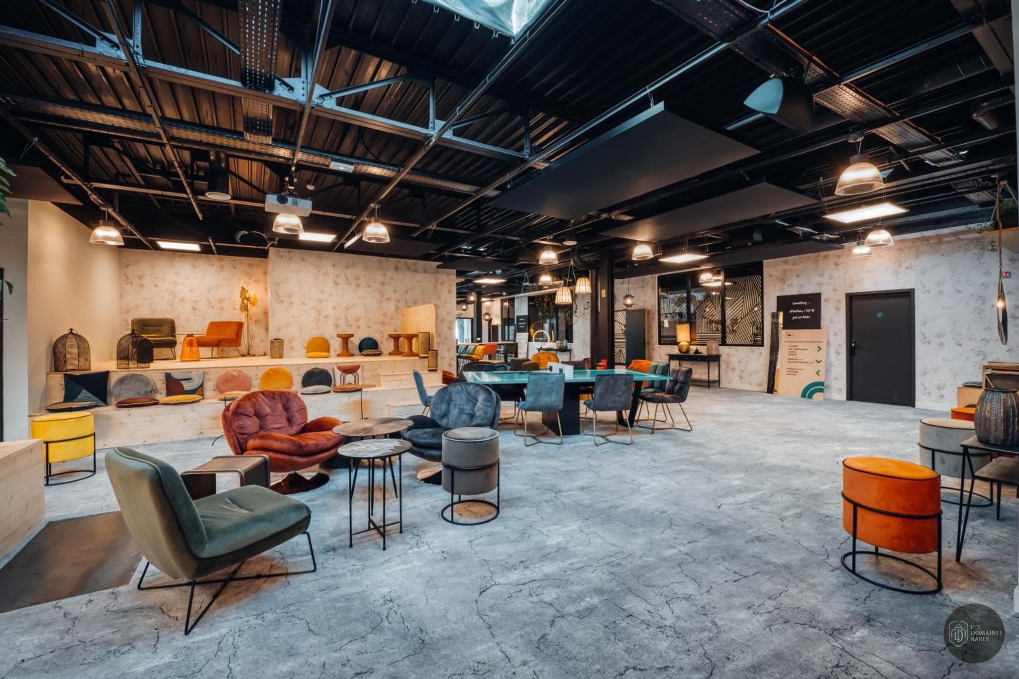 Espace intérieur de l'hôtel Cowool Avignon à Avignon en Provence-Alpes-Côte d'Azur