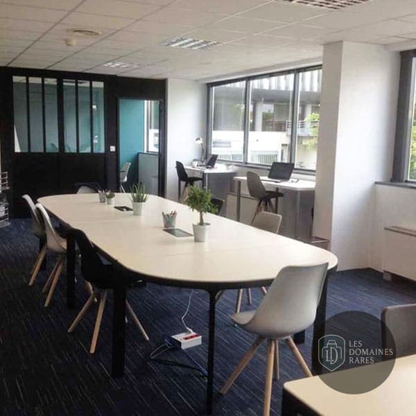 Salle de réunion 1 du lieu Cowork ETC à Saintes en Nouvelle-Aquitaine