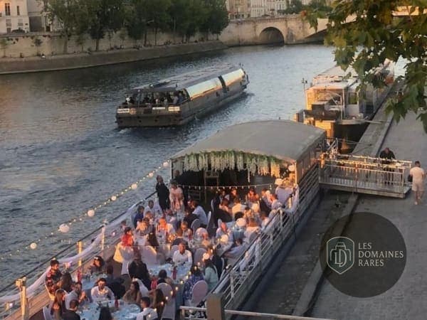 Vue extérieure du lieu DAYOFF L'Imprimerie à Paris en Île-de-France