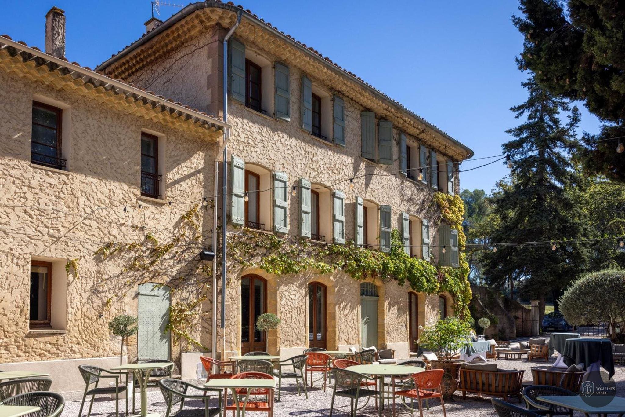 Vue extérieure du domaine Domaine Gao à Les en Provence-Alpes-Côte d'Azur