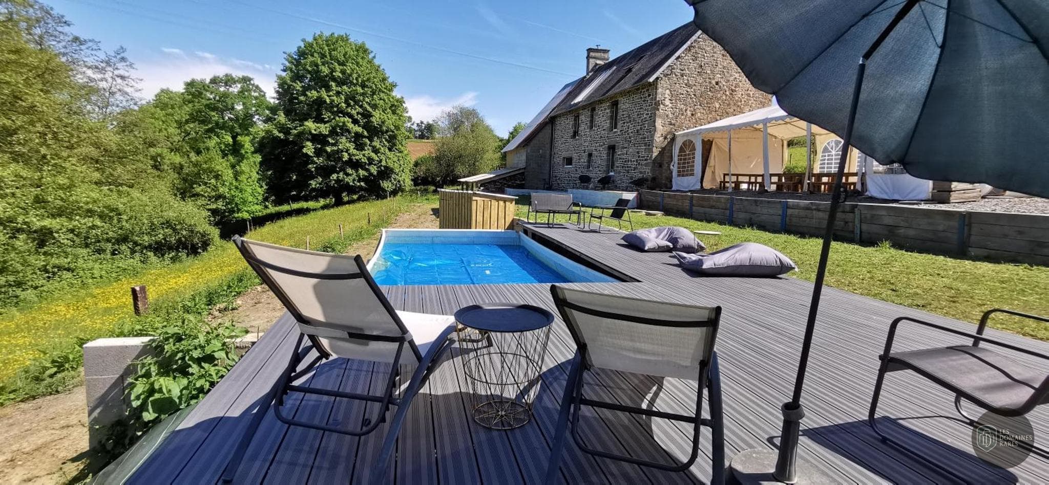 Piscine et activités du domaine Domaine LVD à La en Normandie