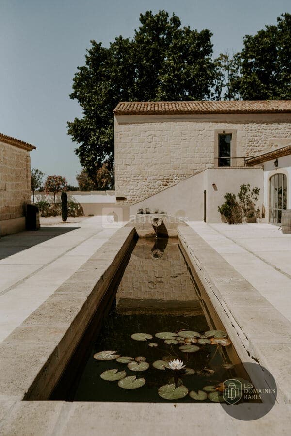 Vue extérieure du domaine Domaine Le Sauvage en Provence-Alpes-Côte d'Azur