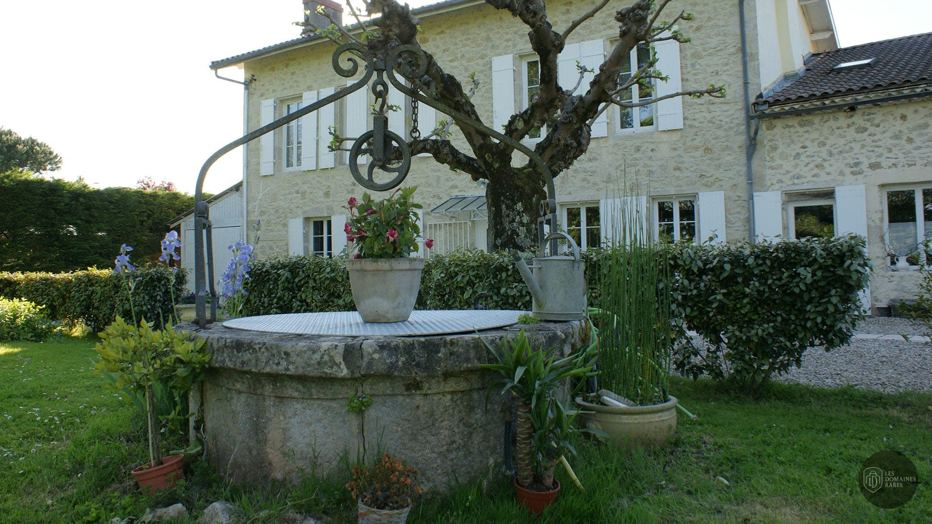 Vue extérieure du domaine Domaine Pascaud à Rions en Nouvelle-Aquitaine