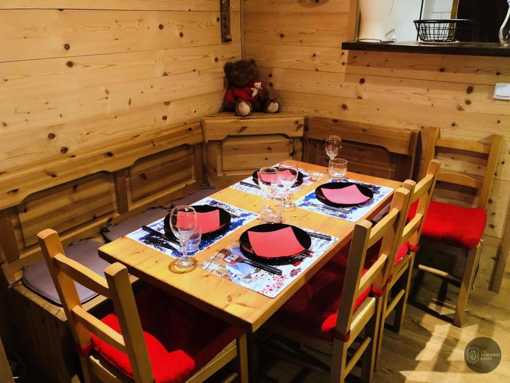 Restaurant du domaine Domaine Sapinière à Bressuire en Nouvelle-Aquitaine - séminaire largeasse