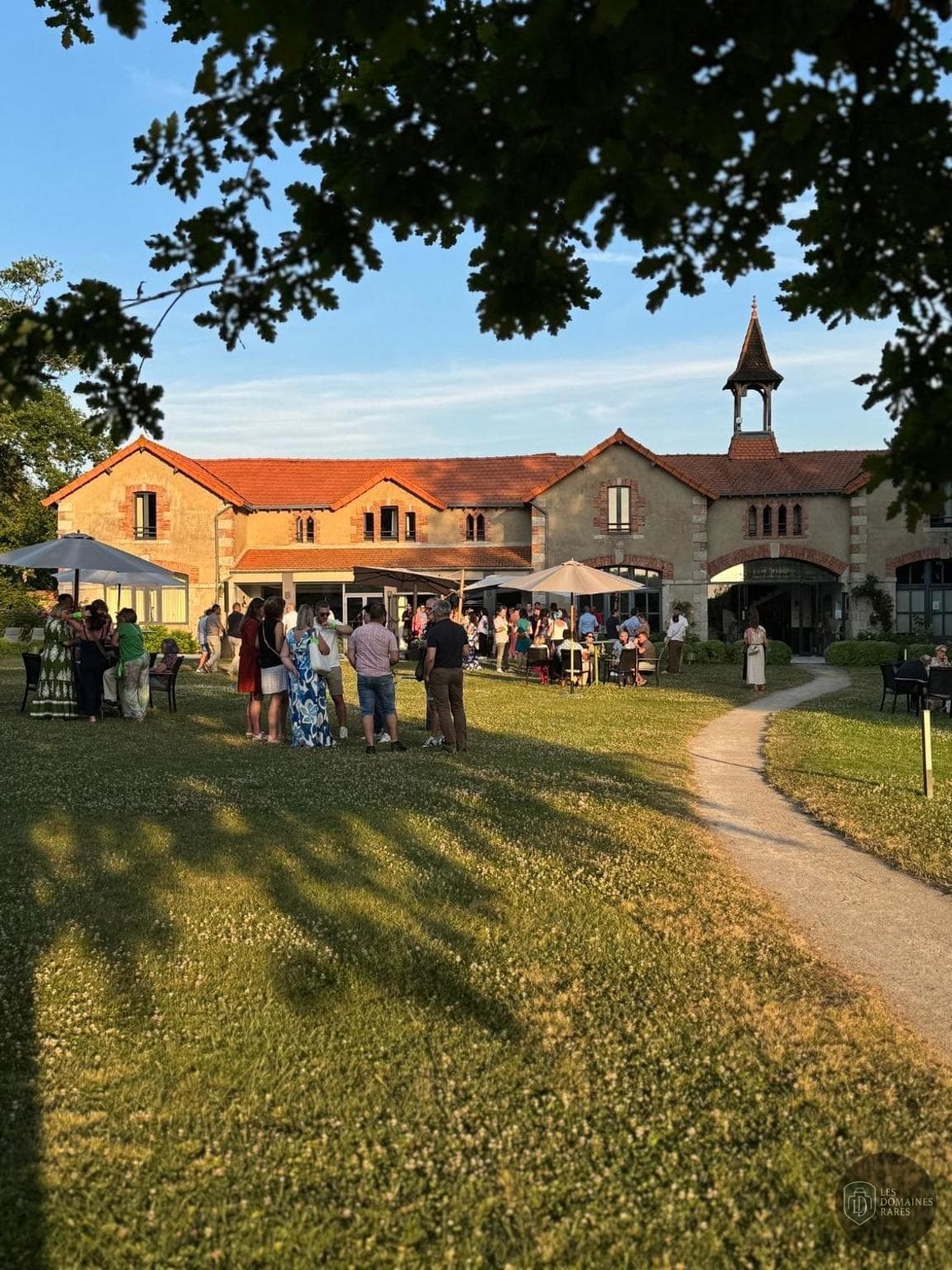 Vue extérieure du domaine Domaine de Brandois à La en Pays de la Loire