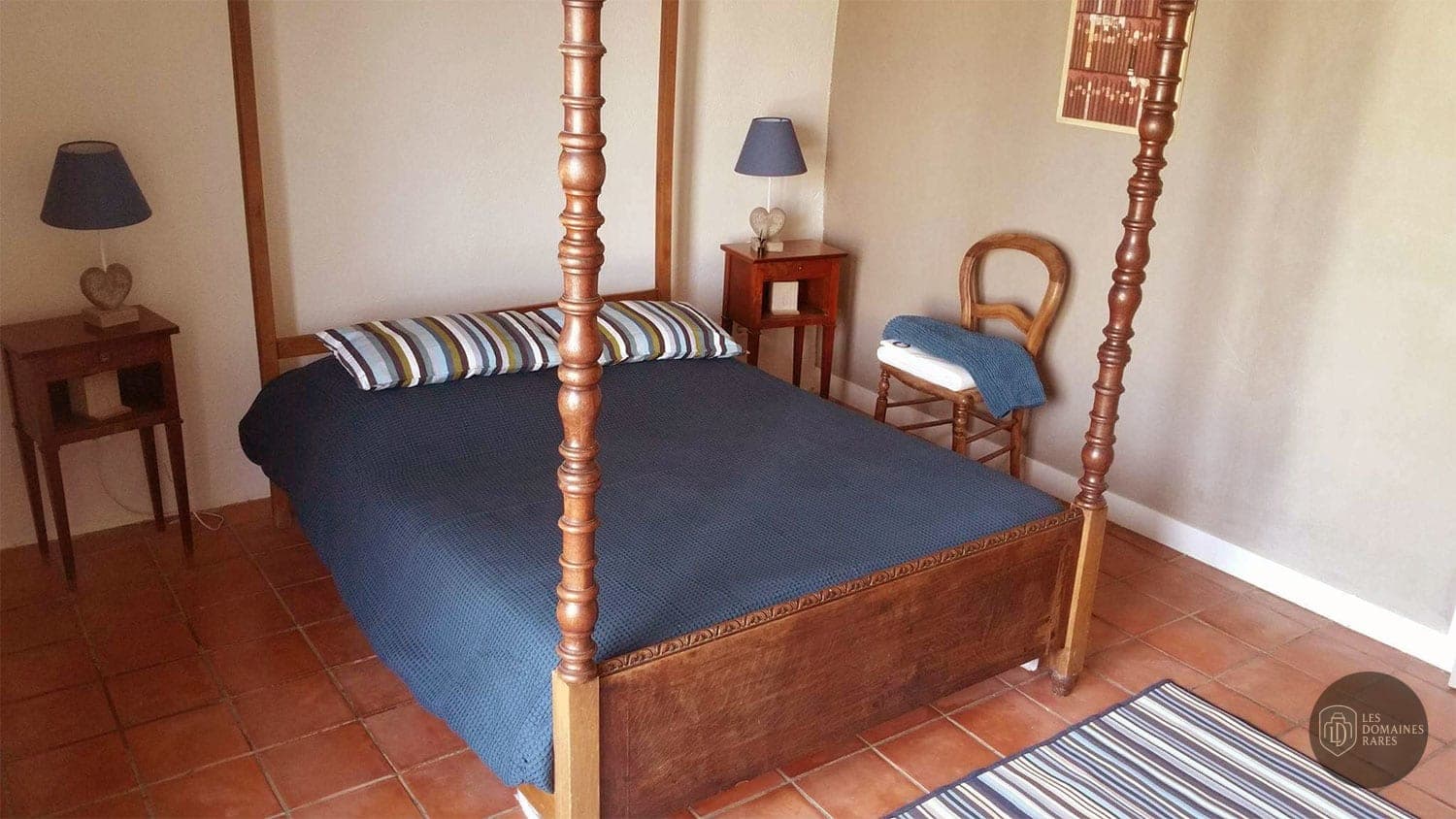 Chambre du domaine Domaine de Busseroux en Nouvelle-Aquitaine - séminaire saint-saviol, france