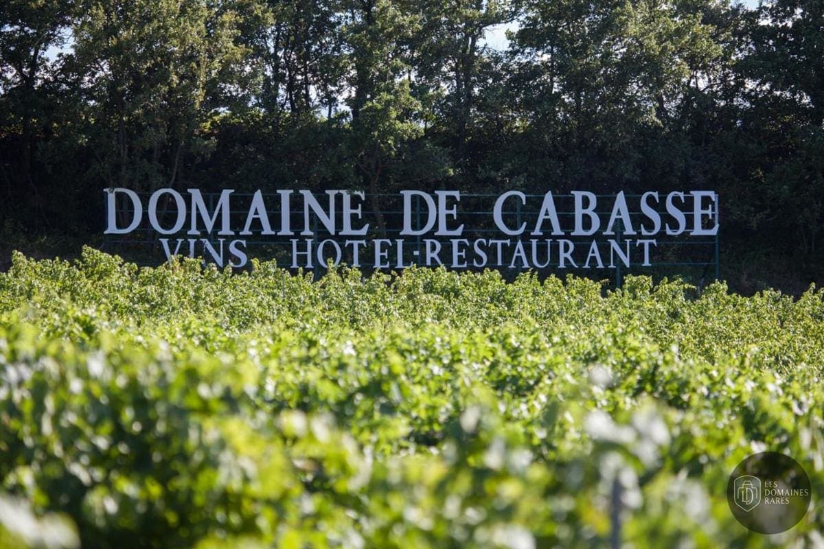 Vue extérieure du domaine Domaine de Cabasse à Séguret en Provence-Alpes-Côte d'Azur