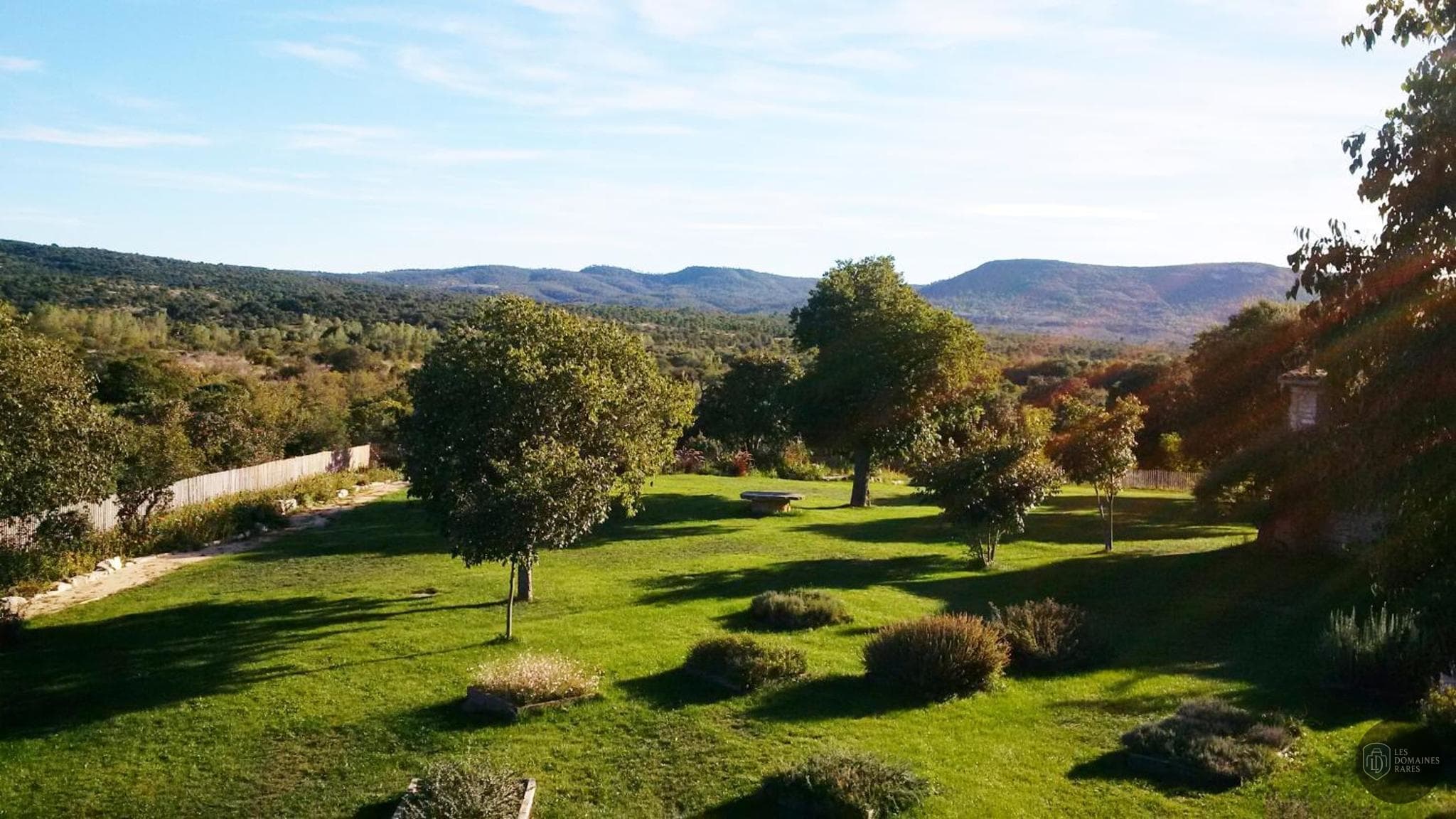 Vue extérieure du domaine Domaine de Ceyrac à Conqueryac en Occitanie