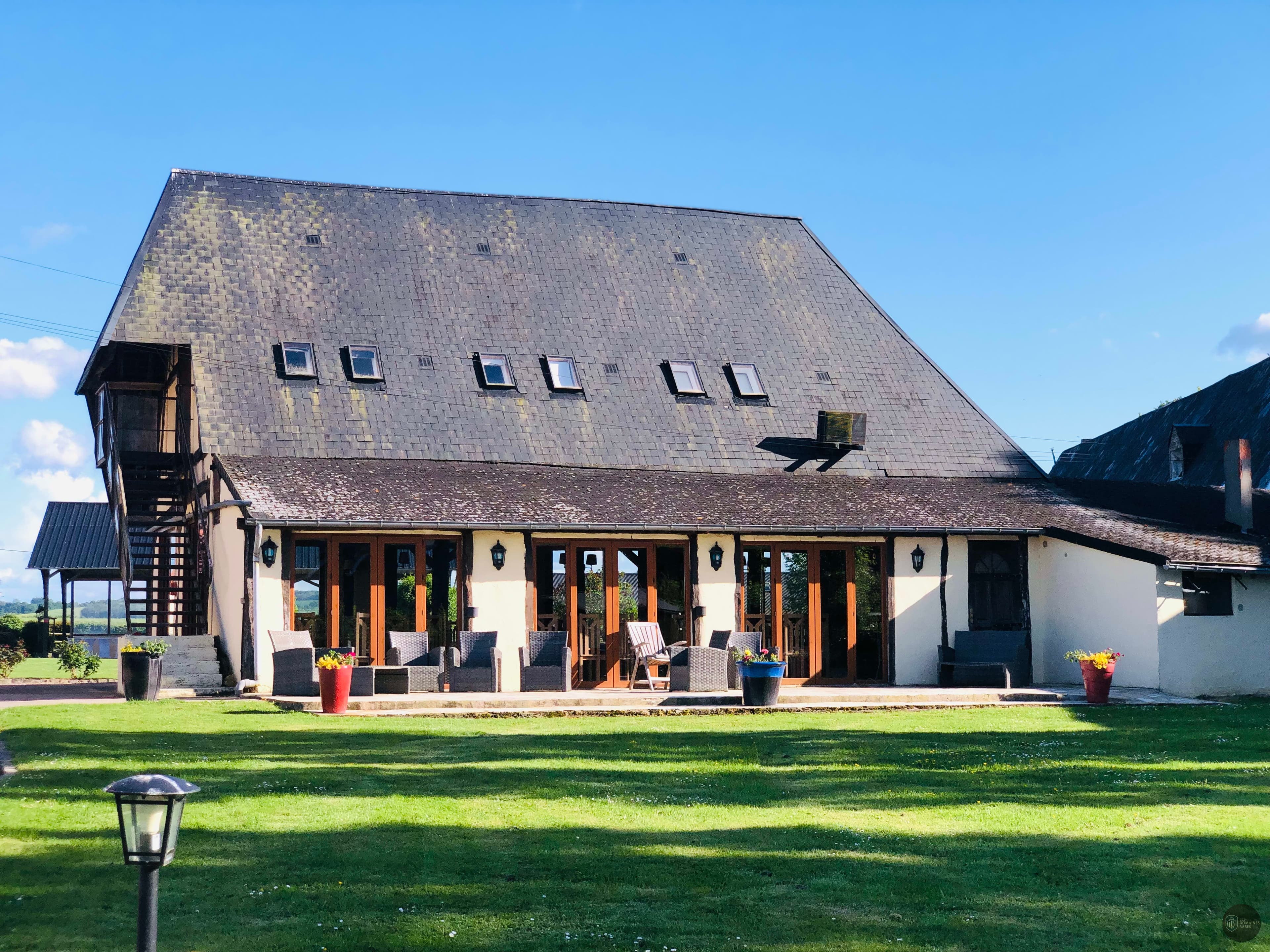 Vue extérieure du domaine Domaine de Clairval à Argueil en Normandie