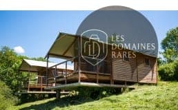 Vue extérieure de la villa Domaine de Combelles à Le en Occitanie