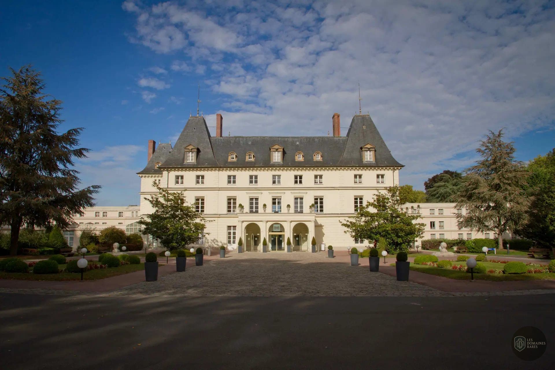 Vue extérieure du domaine Domaine de Fremigny à Arpajon en Île-de-France