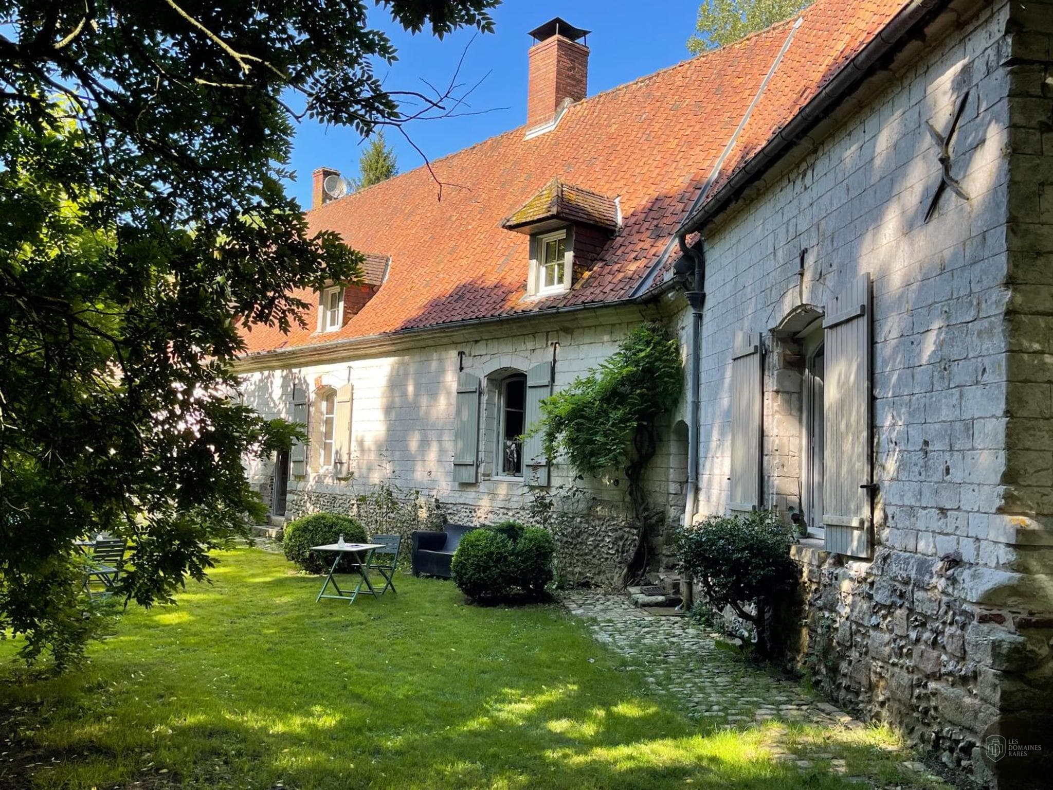 Vue extérieure du domaine Domaine de Fresnoy en Hauts-de-France