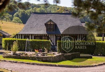 La Bouillerie, façade avec fontaine