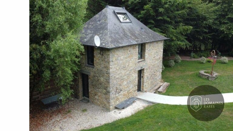Vue extérieure du domaine Domaine de Javardan en Pays de la Loire