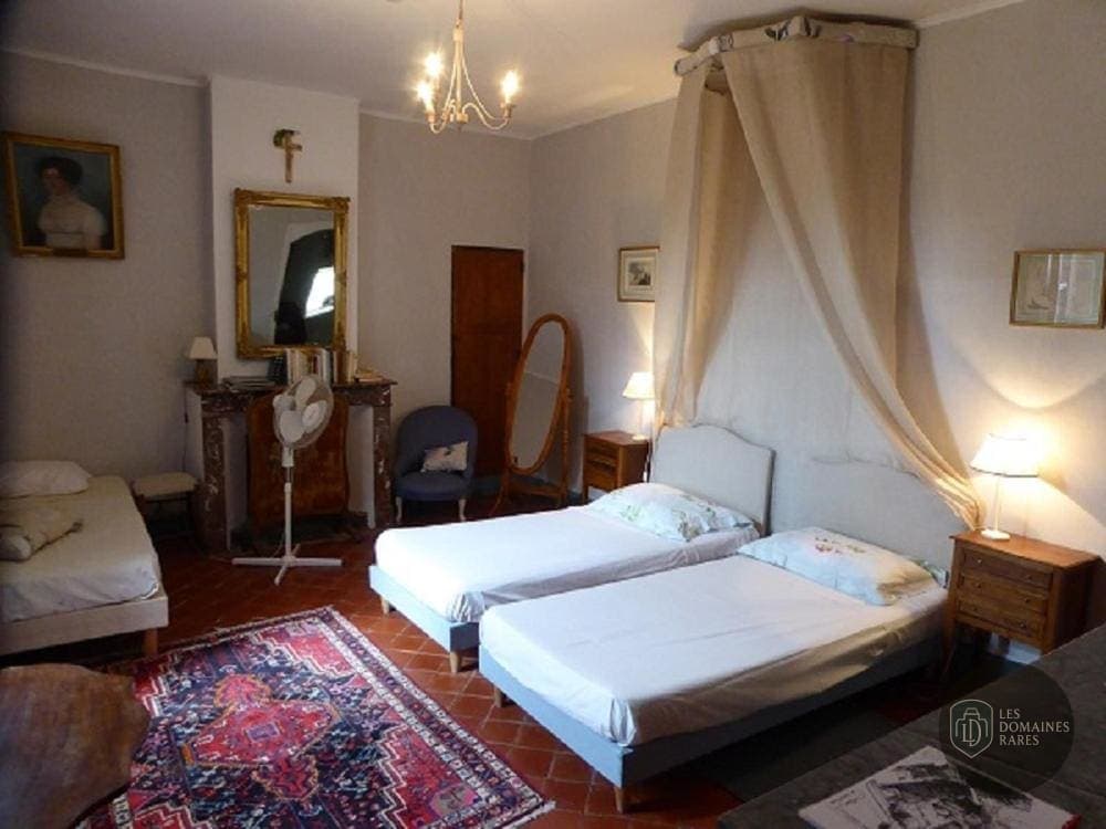 Domaine de Lamartine — Extérieur