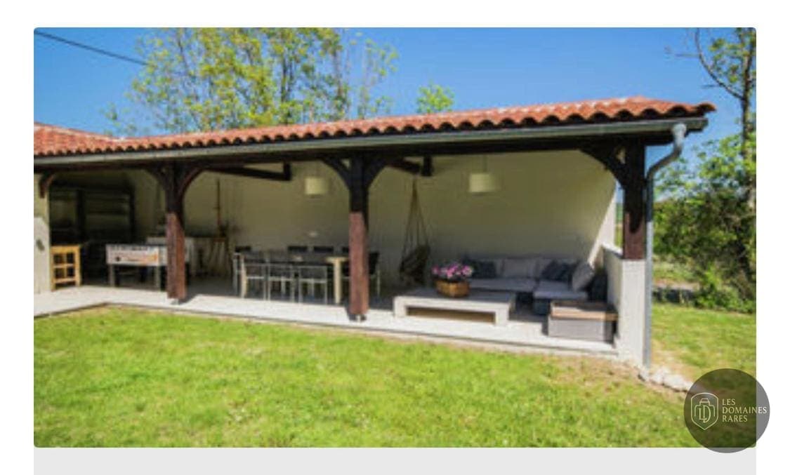 Vue extérieure de l'hôtel Domaine de Manon à Signes en Provence-Alpes-Côte d'Azur