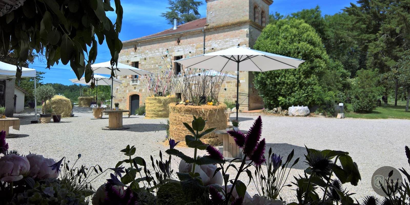 Vue extérieure du domaine Domaine de Massoulac en Occitanie