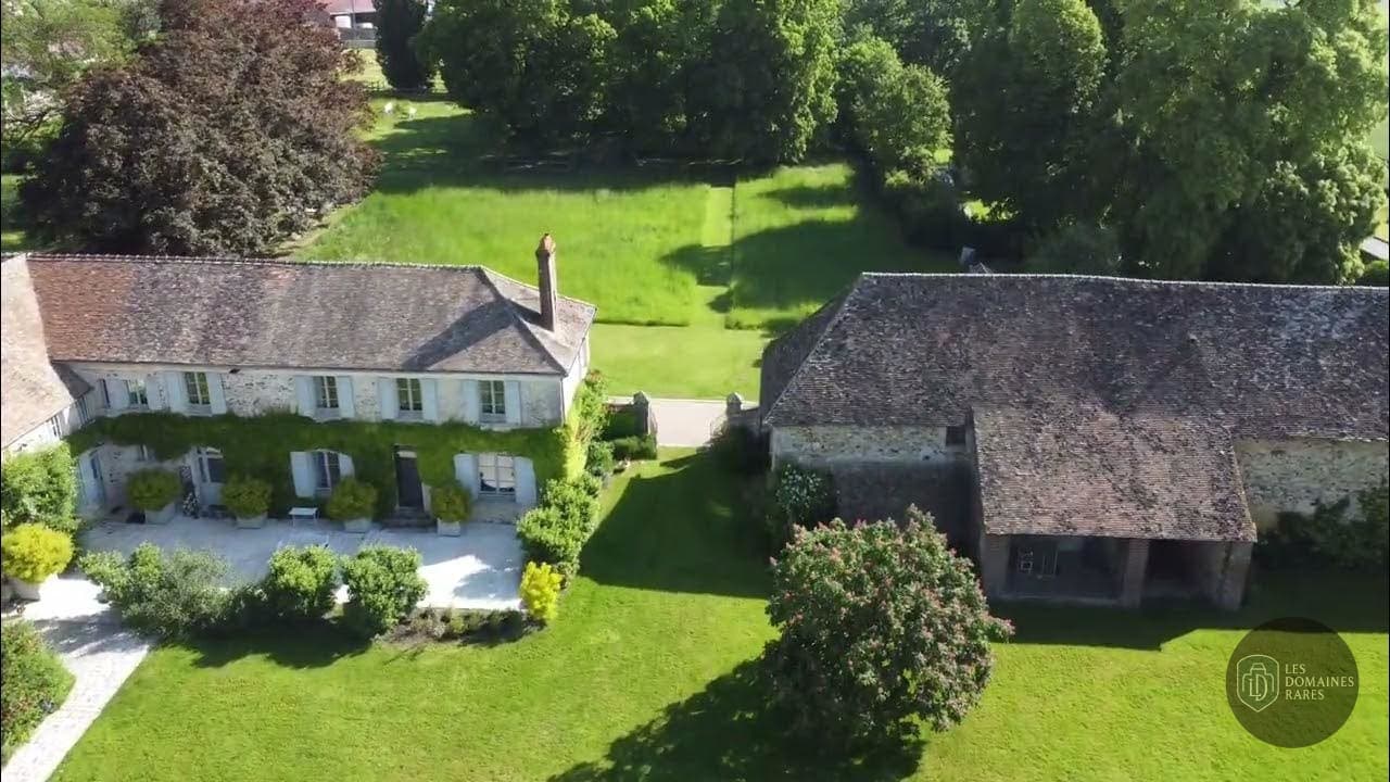 Vue extérieure du domaine Domaine de Mauvoisin à Lommoye en Île-de-France