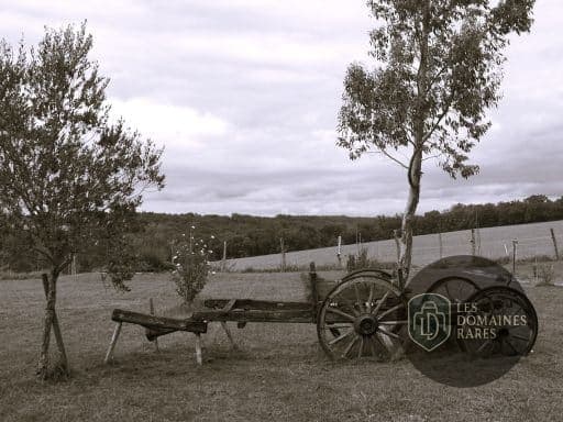 Vue extérieure du domaine Domaine de Mimart à Esperce en Occitanie