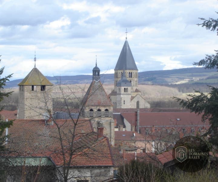 Vue extérieure du domaine Domaine de Morlay en Bourgogne-Franche-Comté