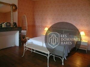 Chambre du domaine Domaine de Paguy en Nouvelle-Aquitaine - séminaire gabarret, france