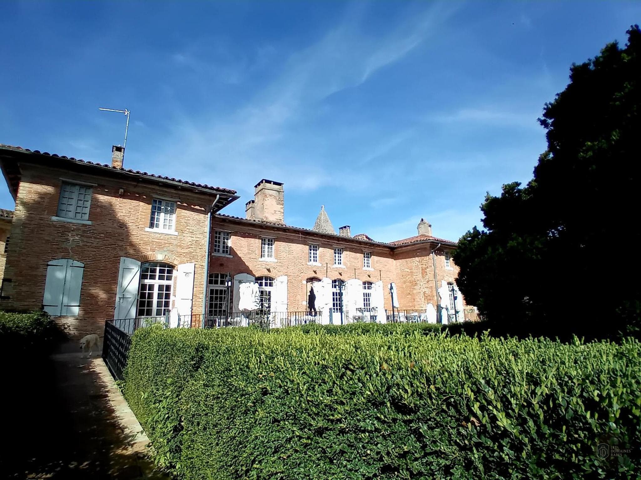 Vue extérieure du domaine Domaine de Peyrolade à Daux en Occitanie