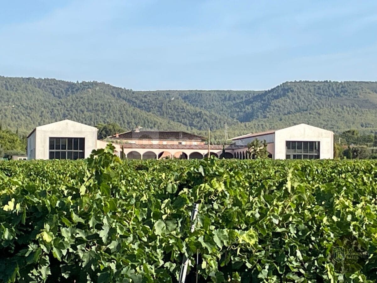 Vue extérieure du domaine Domaine de Pieracci en Provence-Alpes-Côte d'Azur