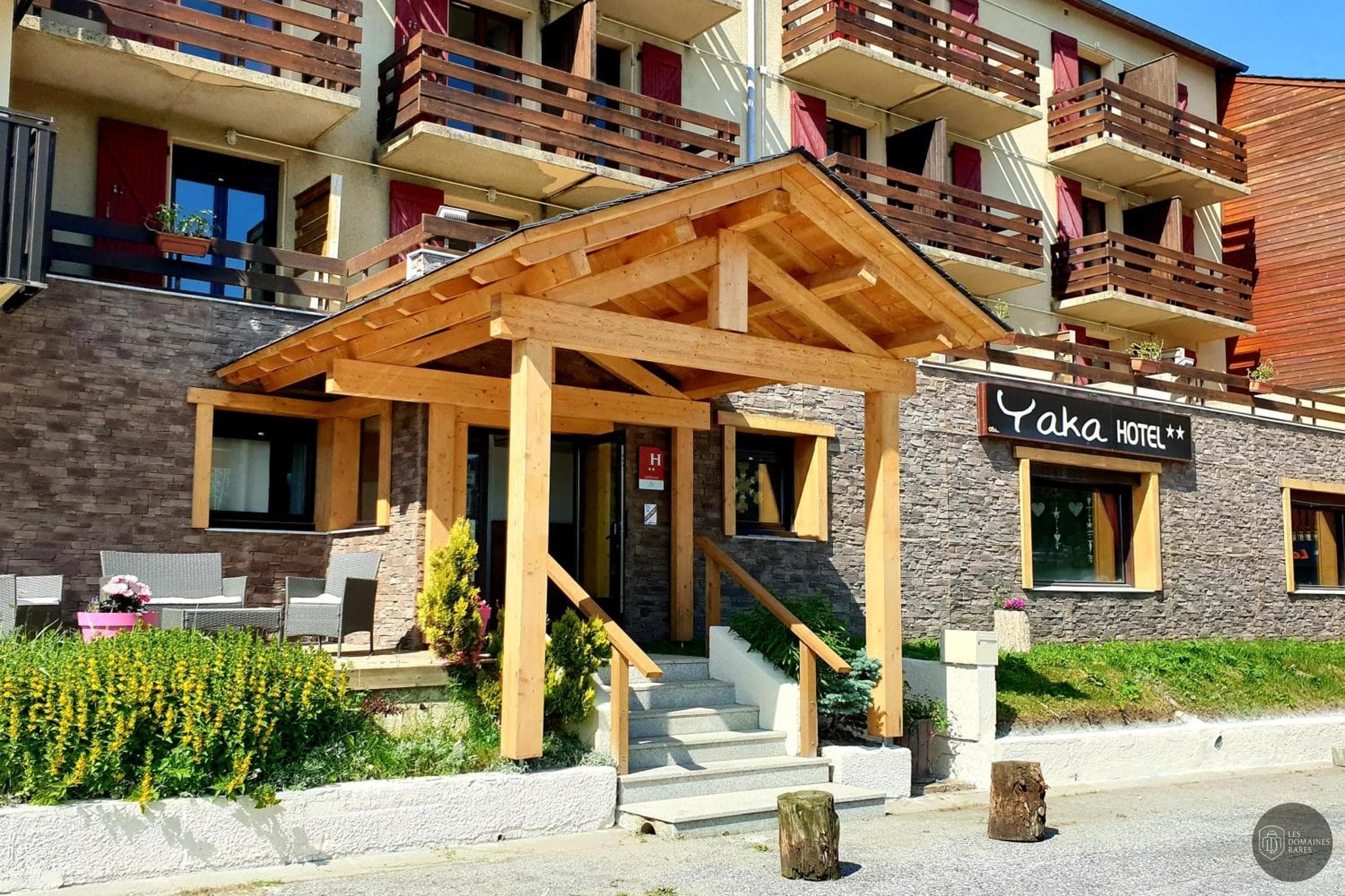 Domaine de Yaka — Extérieur