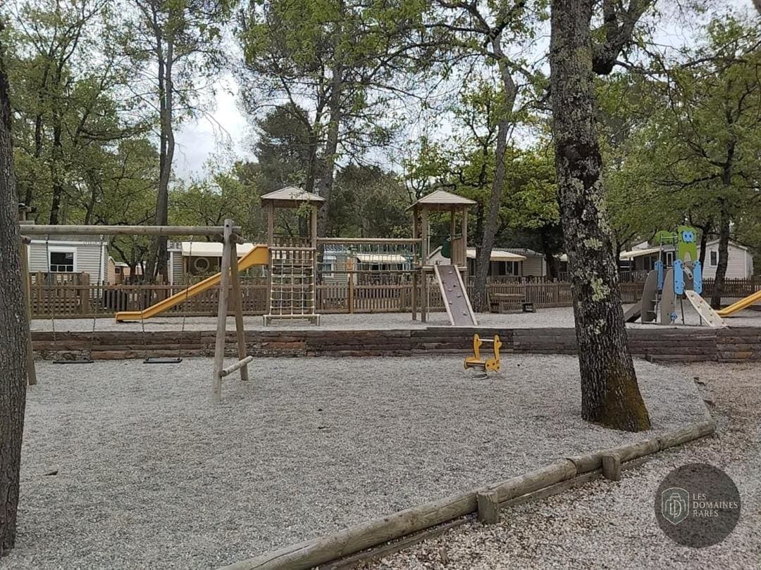 Vue extérieure du lieu Domaine de la Baume en Occitanie