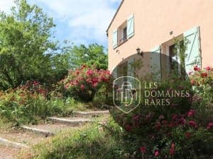 Vue extérieure du domaine Domaine de la Prade à Cébazat en Auvergne-Rhône-Alpes