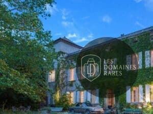 Vue extérieure du domaine Domaine de la Prade à Cébazat en Auvergne-Rhône-Alpes