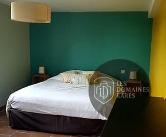 Chambre du domaine Domaine de la Vallade en Nouvelle-Aquitaine - séminaire saint-aulaye-puymangou, france