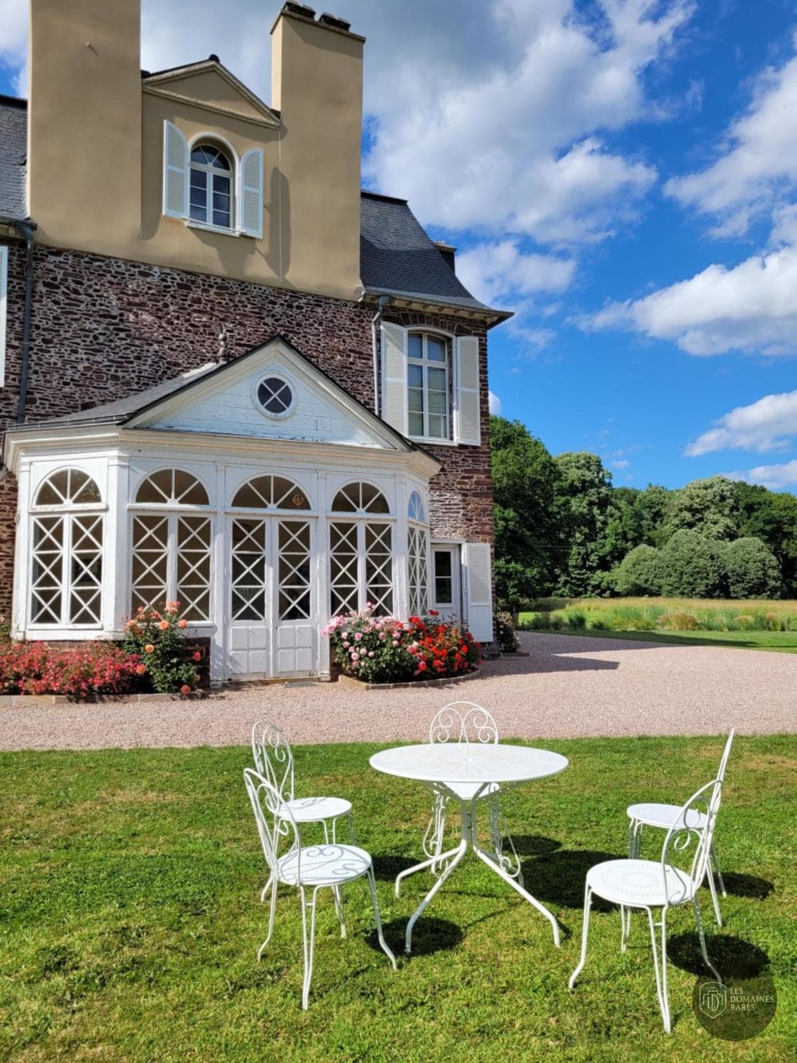 Vue extérieure du domaine Domaine des Longrais en Bretagne