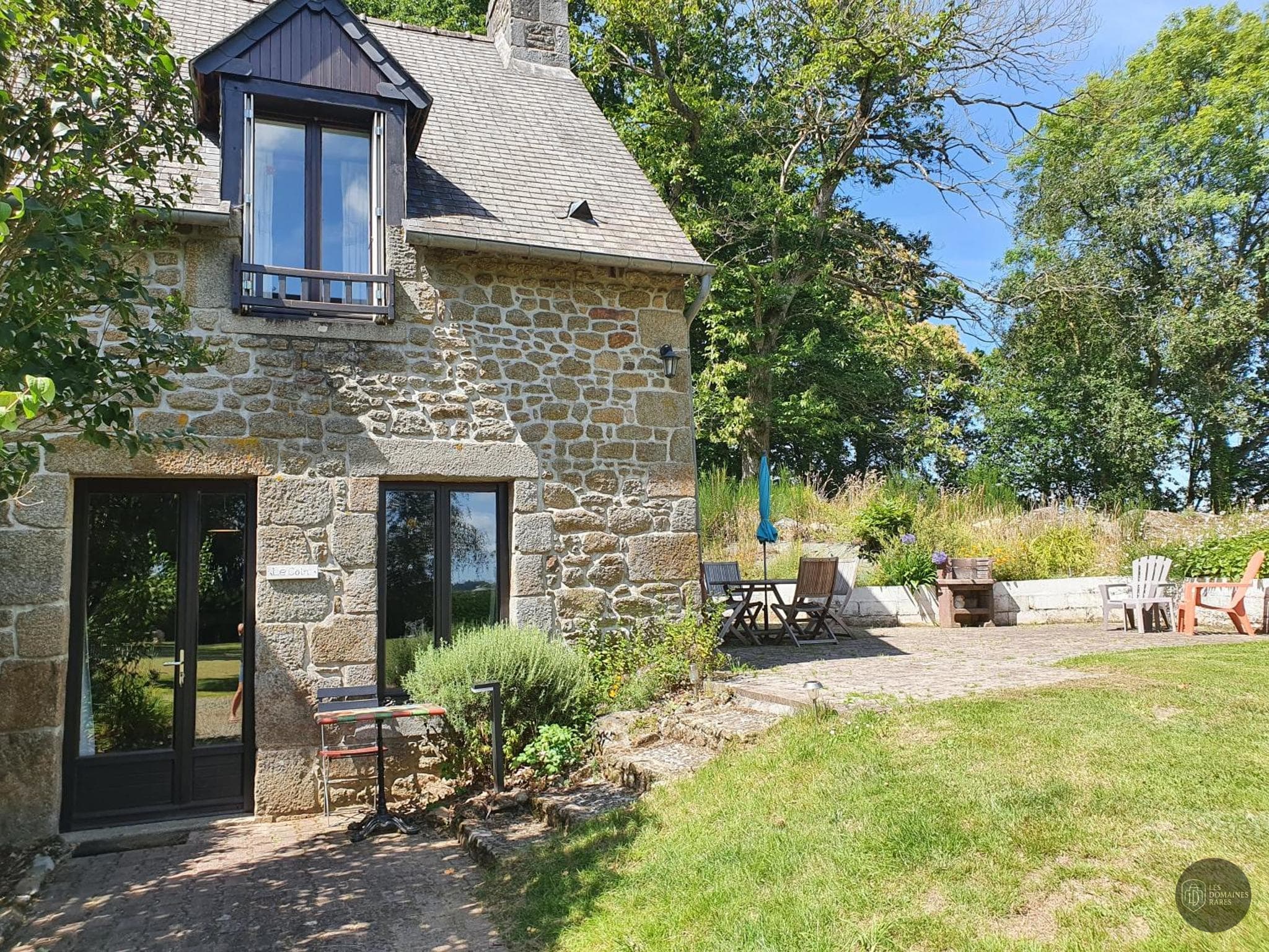 Domaine du Rocher — Extérieur