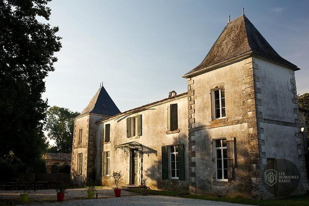 Vue extérieure du domaine Domaine du Seudre en Nouvelle-Aquitaine