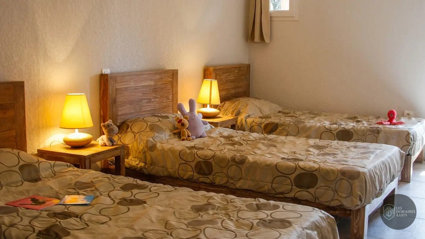 Chambre de la résidence Domaine du Thronnet à Figanières en Provence-Alpes-Côte d'Azur - séminaire figanières, france