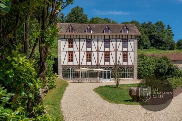 Vue extérieure du domaine Domaine du Vignau à La en Nouvelle-Aquitaine