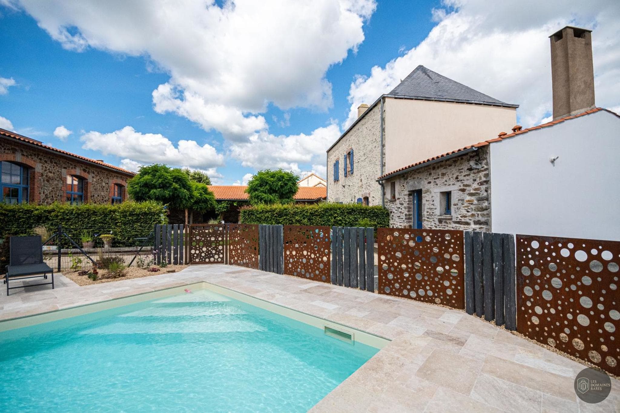 Piscine et activités du domaine Domaine le 5B en Bretagne