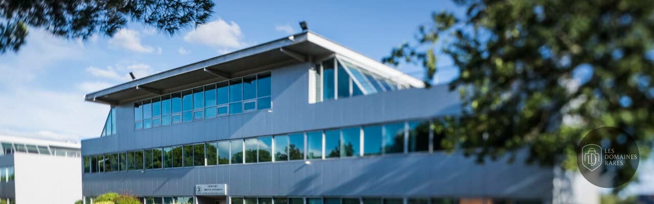 Vue extérieure de l'auberge Drive Affaires à Mérignac en Nouvelle-Aquitaine