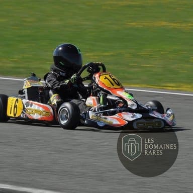 Piscine et activités du lieu Dunois Kart en Centre-Val de Loire