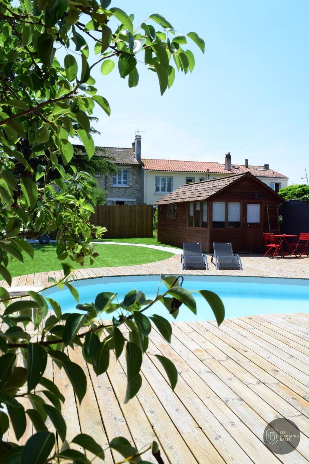 Piscine et activités de l'hébergement ESAT - Unik en Occitanie
