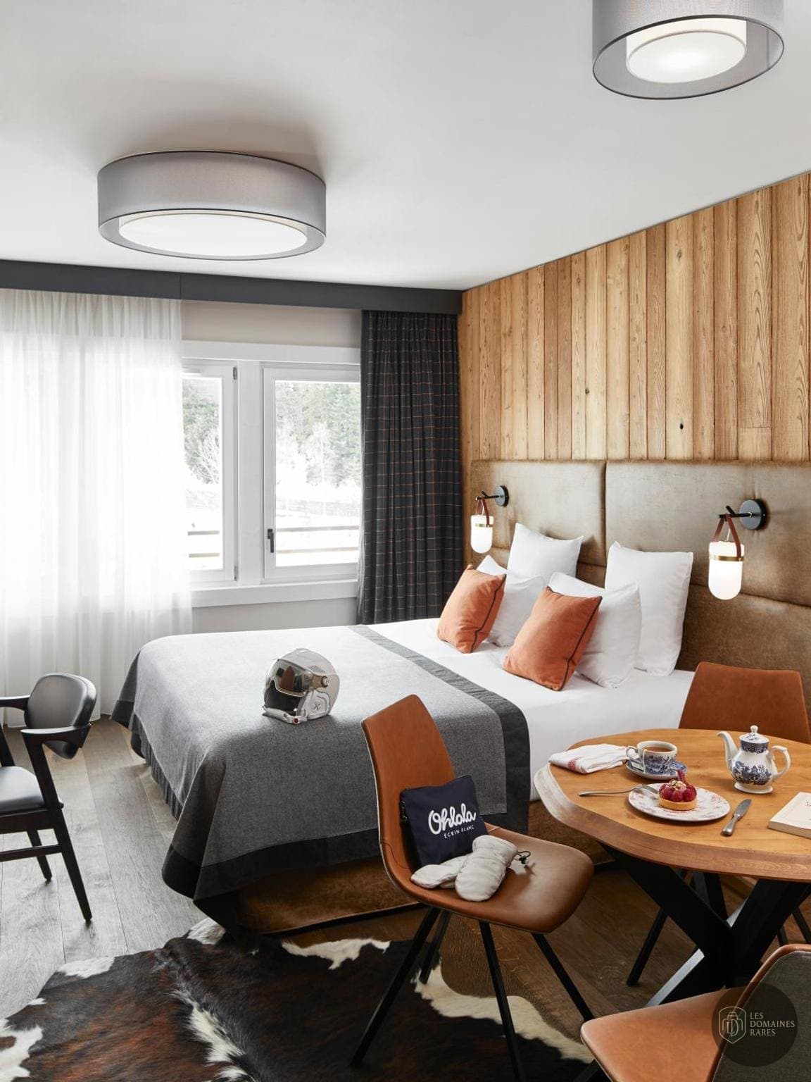 Vue extérieure de l'hôtel Ecrin Blanc Resort à Courchevel en Auvergne-Rhône-Alpes
