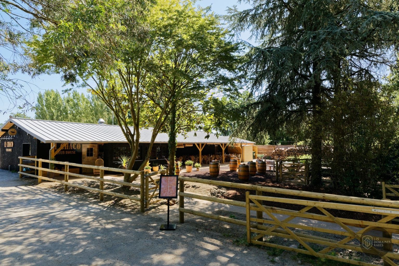 Vue extérieure du domaine El Chaco à La en Pays de la Loire