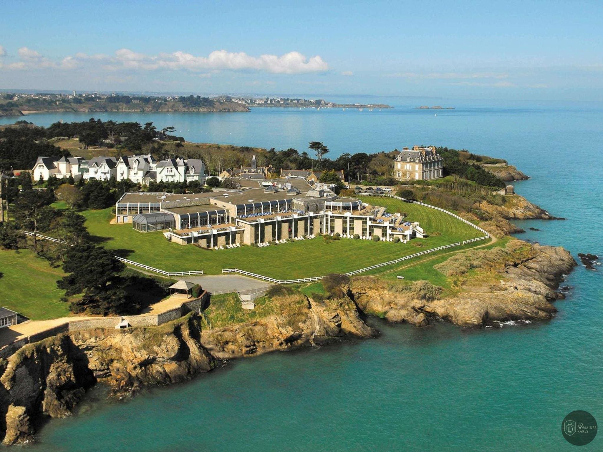 Vue extérieure du lieu Emeria Dinard à Dinard en Bretagne