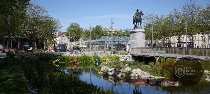 Vue extérieure du lieu Escale Rivoli à La en Pays de la Loire