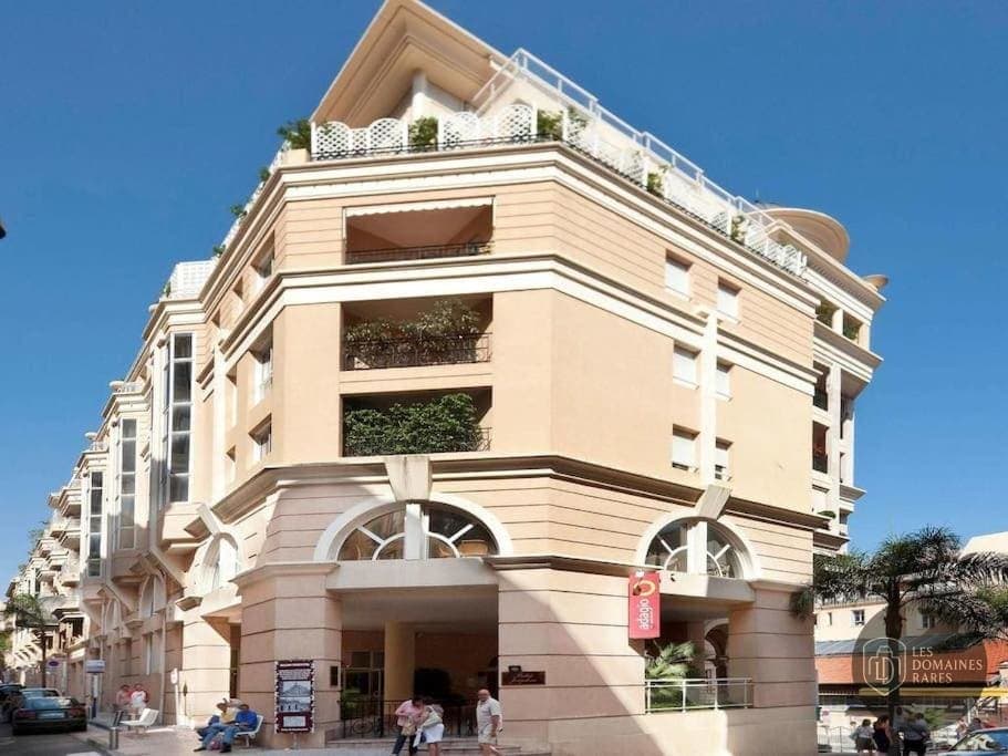 Espace Beausoleil — Extérieur
