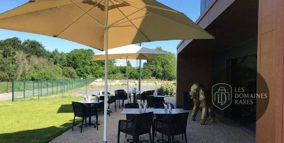 Vue extérieure du lieu Espace Chantemelles à Ingré en Centre-Val de Loire