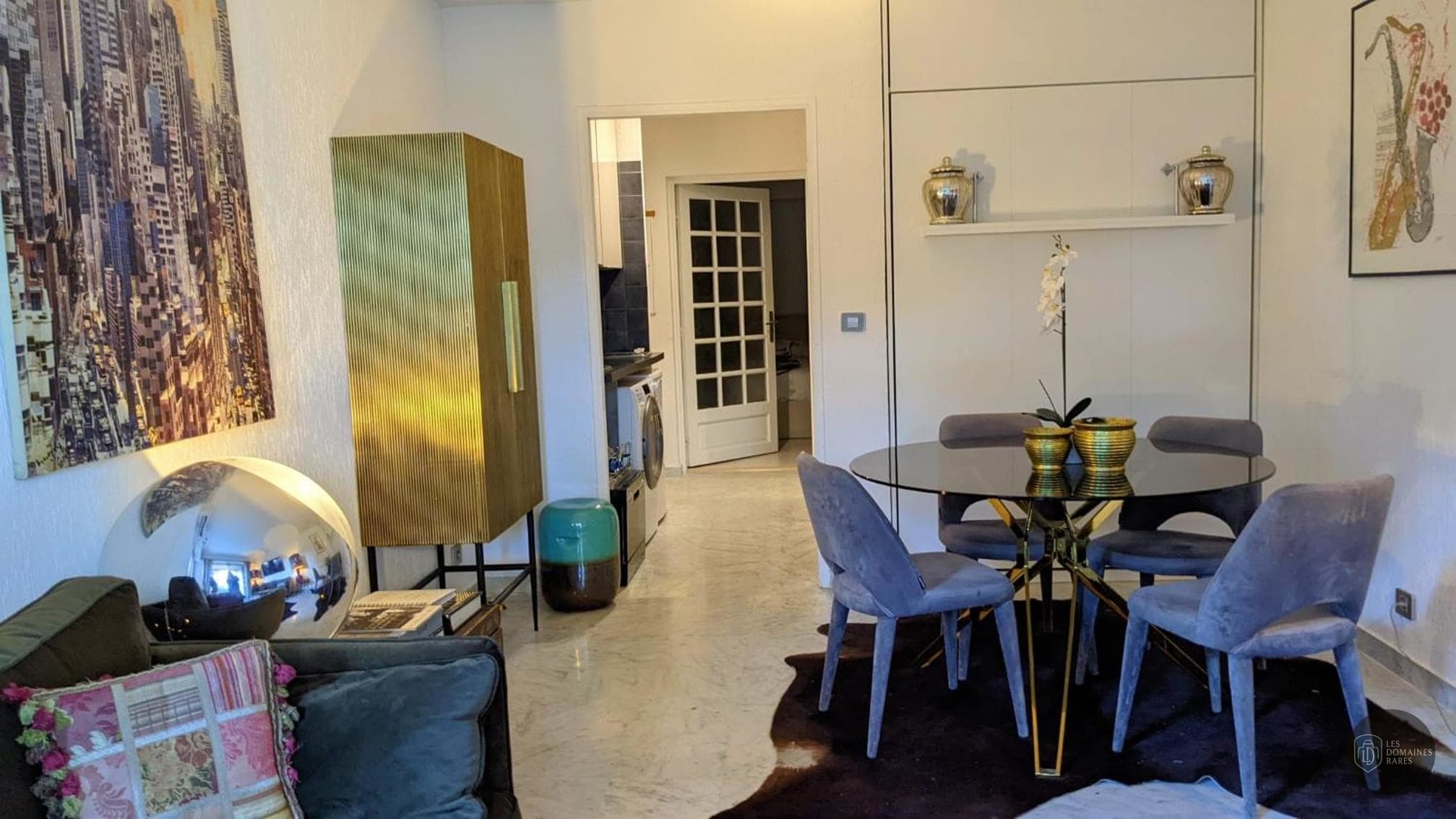Espace intérieur du lieu Espace Jean Ferrat en Île-de-France